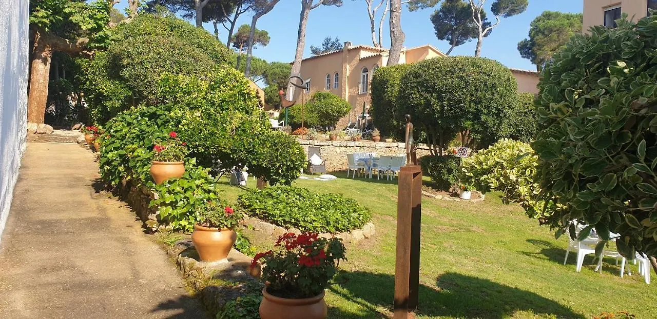 아파트 Apartamento Con Jardin A 11 Metros De La Playa. Se. 팔라모스 스페인