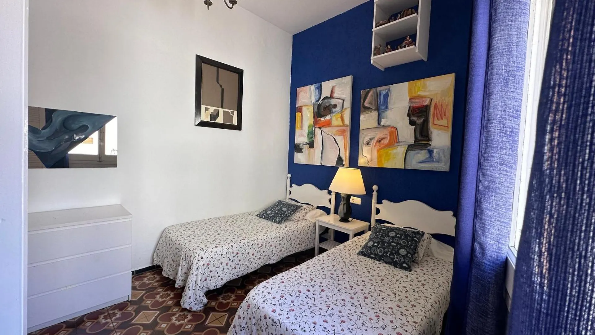 Apartamento Con Jardin A 11 Metros De La Playa. Se. 팔라모스 아파트